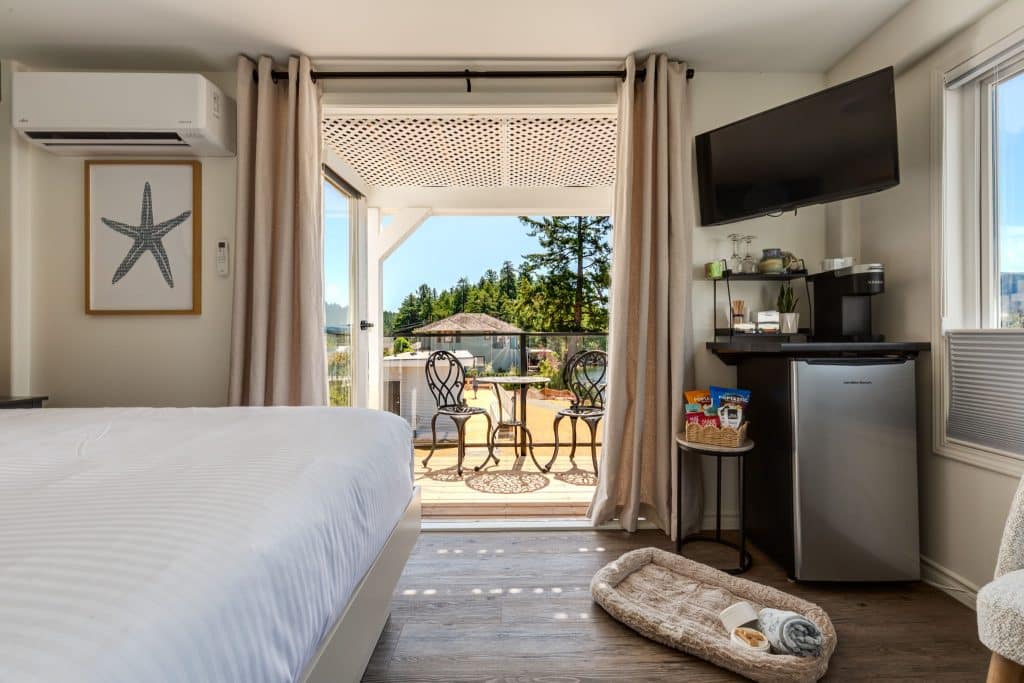 008 20250630 MidIsland Photos