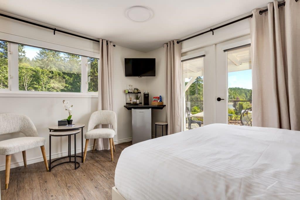 037 20250630 MidIsland Photos