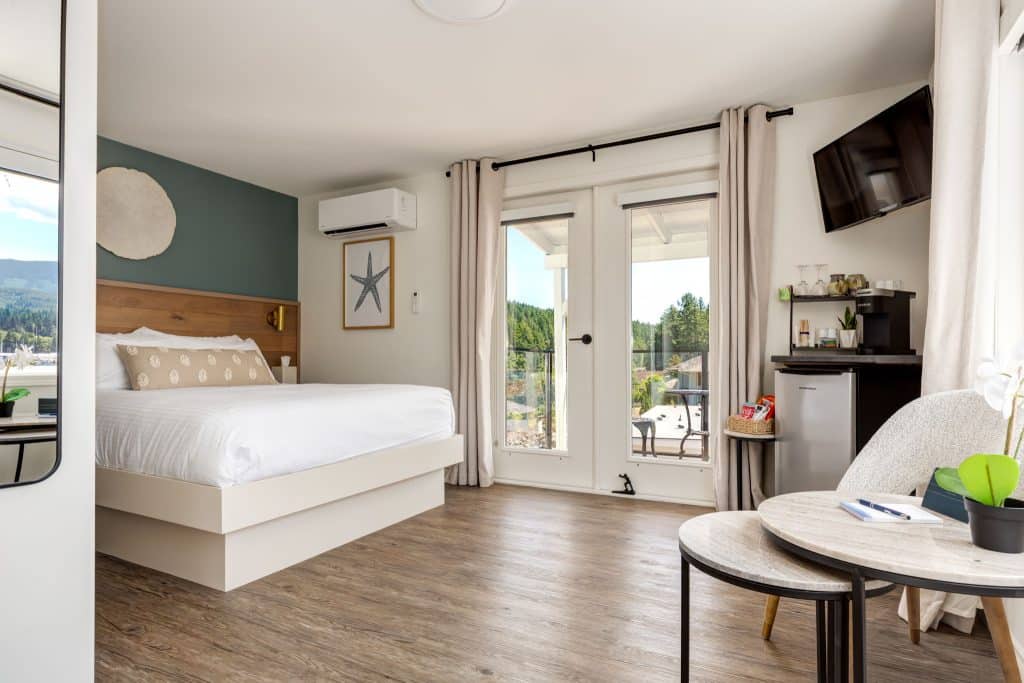 040 20250630 MidIsland Photos