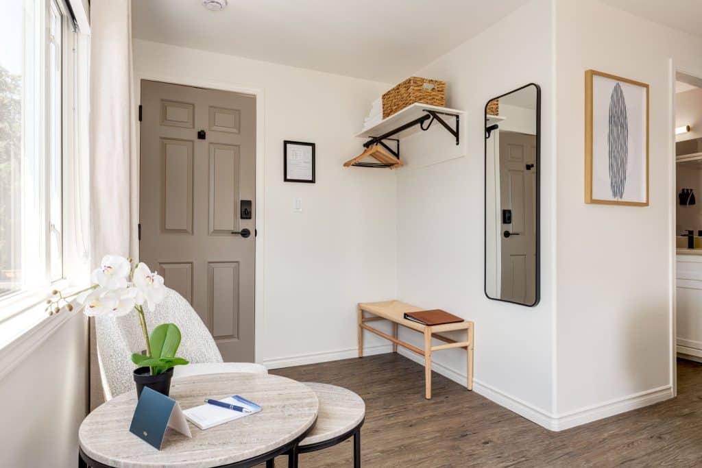 044 20250630 MidIsland Photos